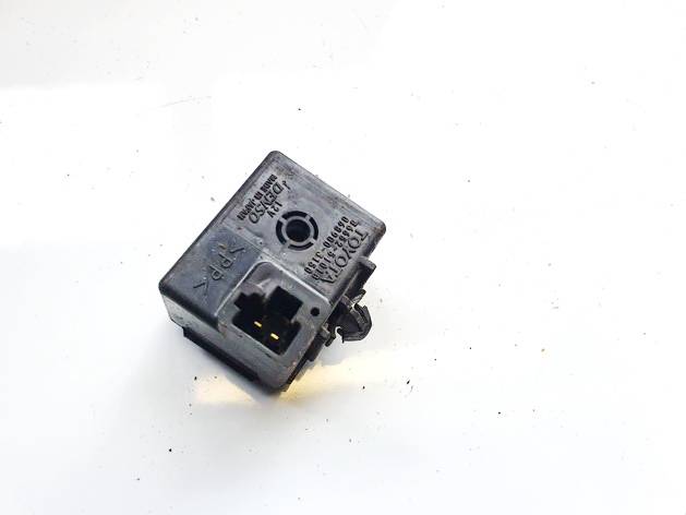 8665251010 Toyota Previa 2002 Relay module
