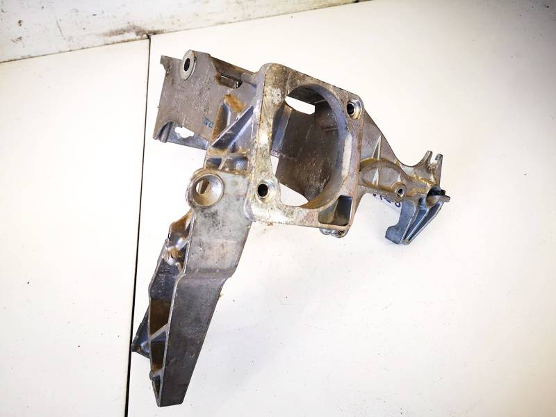 8E1721117A Audi A4 2001 Muut kiinnikkeet - Thumbnail 2