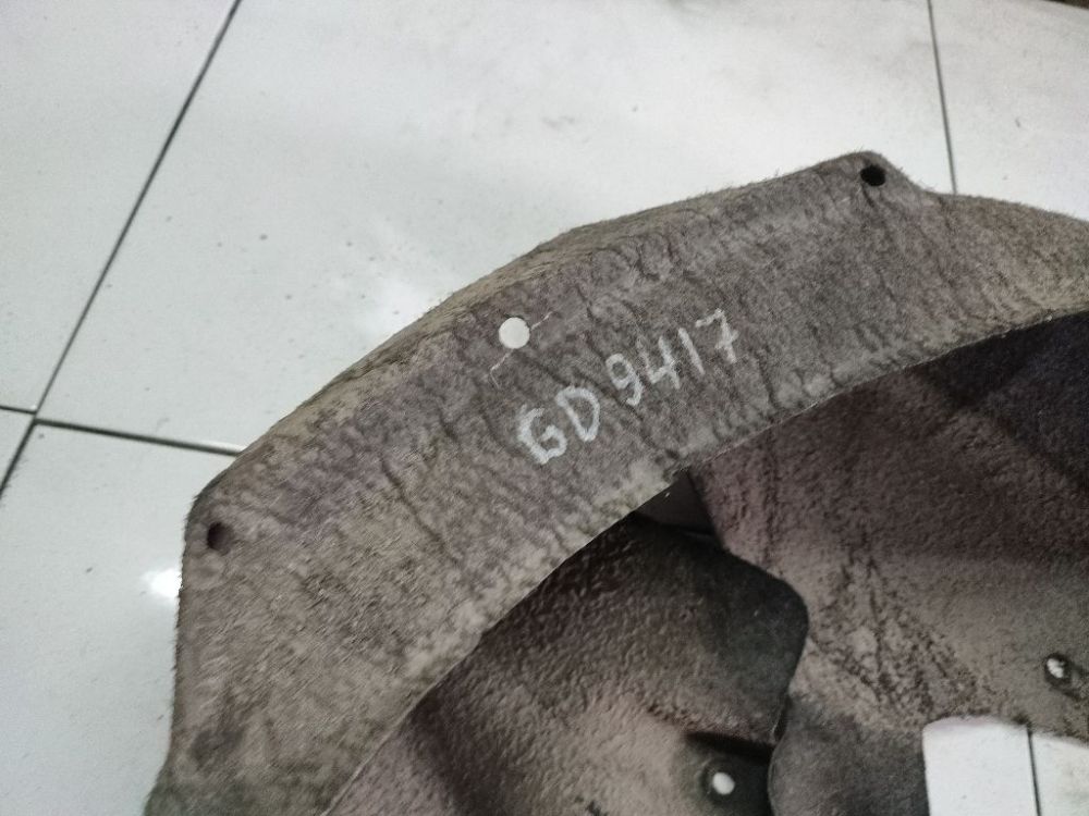 Ford Focus 2004 Plastic Inner Fender - REAR RIGHT - Thumbnail 4