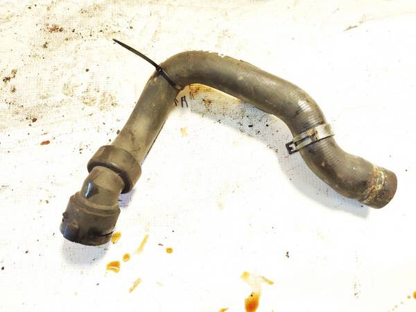 8D0121101AD Audi A4 2000 Wąż wodny