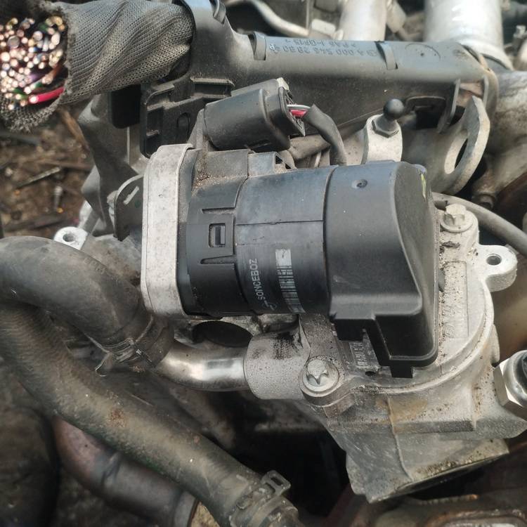 00005320C5 Mercedes-Benz C-CLASS 2008 EGR Valve Exhaust Gas - Thumbnail 4