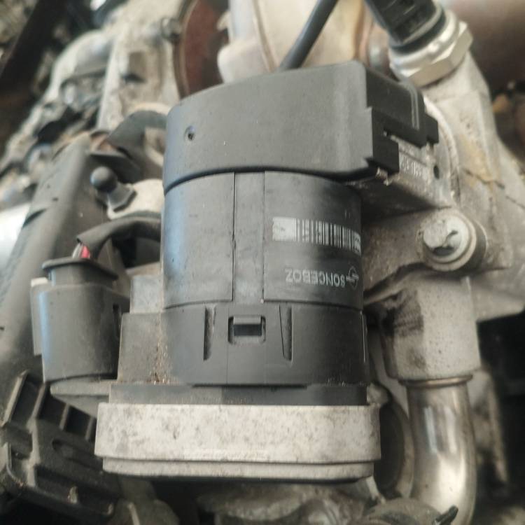 00005320C5 Mercedes-Benz C-CLASS 2008 EGR Valve Exhaust Gas - Thumbnail 3