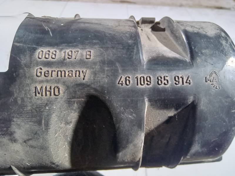 4610985914 Volkswagen Golf 1990 Wąż powietrza - Thumbnail 3