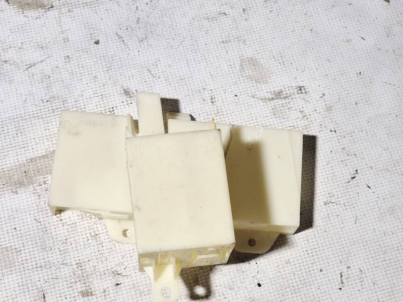 6135696032 BMW X5 2006 Other car part