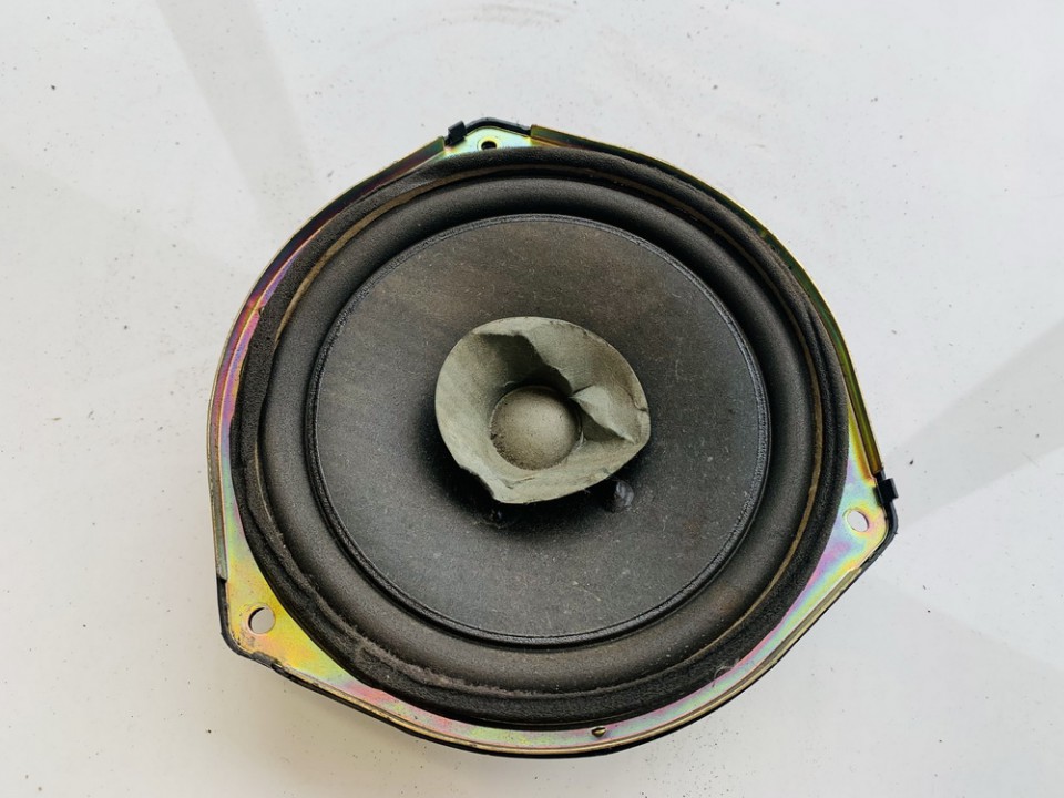 D35066960 Mazda 2 2005 Speaker (audio)