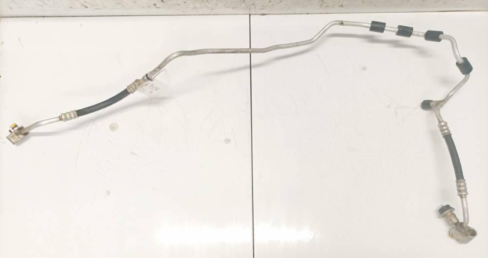 1T0820741M Volkswagen Touran 2004 Przewód klimatyzacji