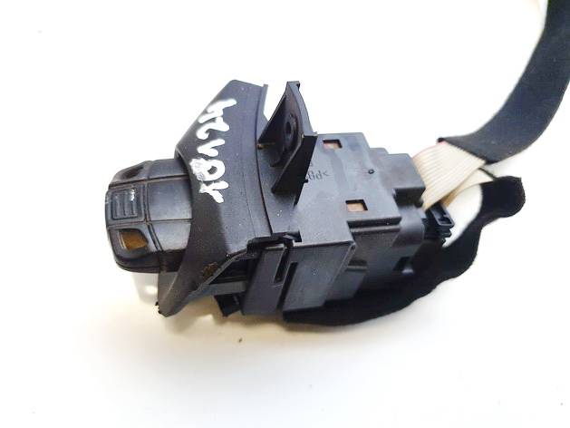 10862510 BMW X1 2010 Ignition Barrels (Ignition Switch) - Thumbnail 2