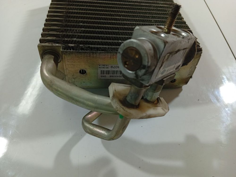 A2118300158 Mercedes-Benz CLS-CLASS 2004 Air Conditioning Condenser - Thumbnail 2