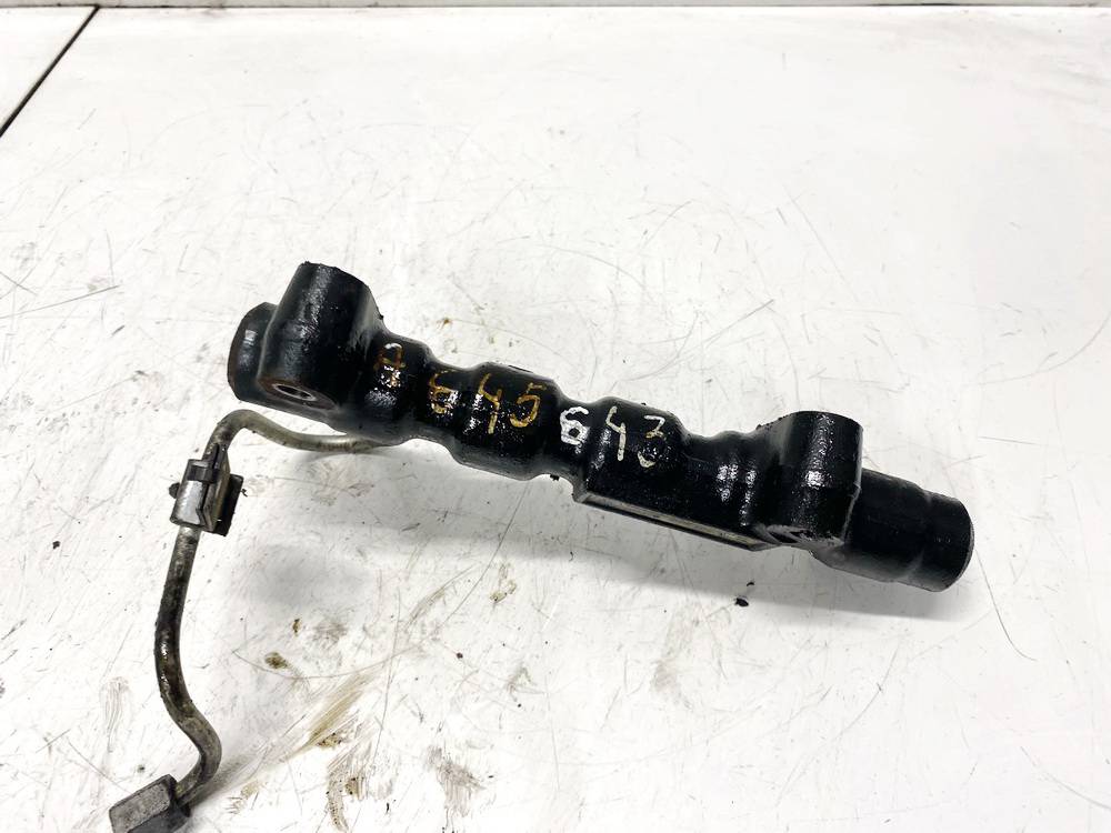 9654592680 Ford Focus 2011 Fuel injector rail (injectors)(Fuel distributor)
