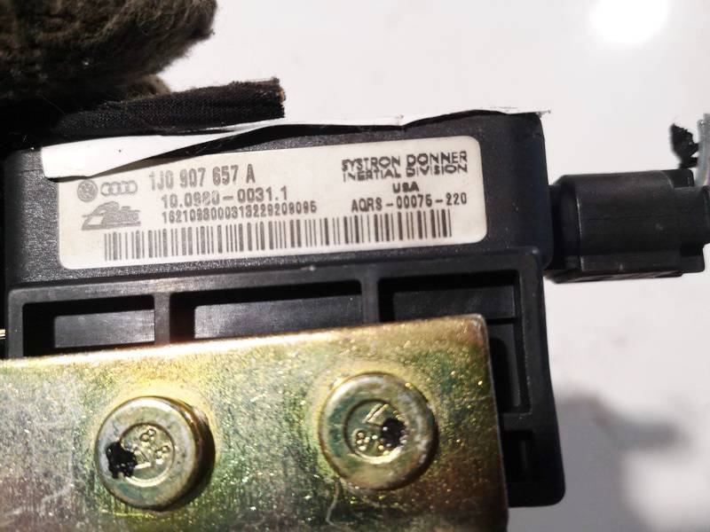 1J0907657A Volkswagen Golf 2000 Esp Accelerator Sensor (ESP Control Unit) - Thumbnail 3