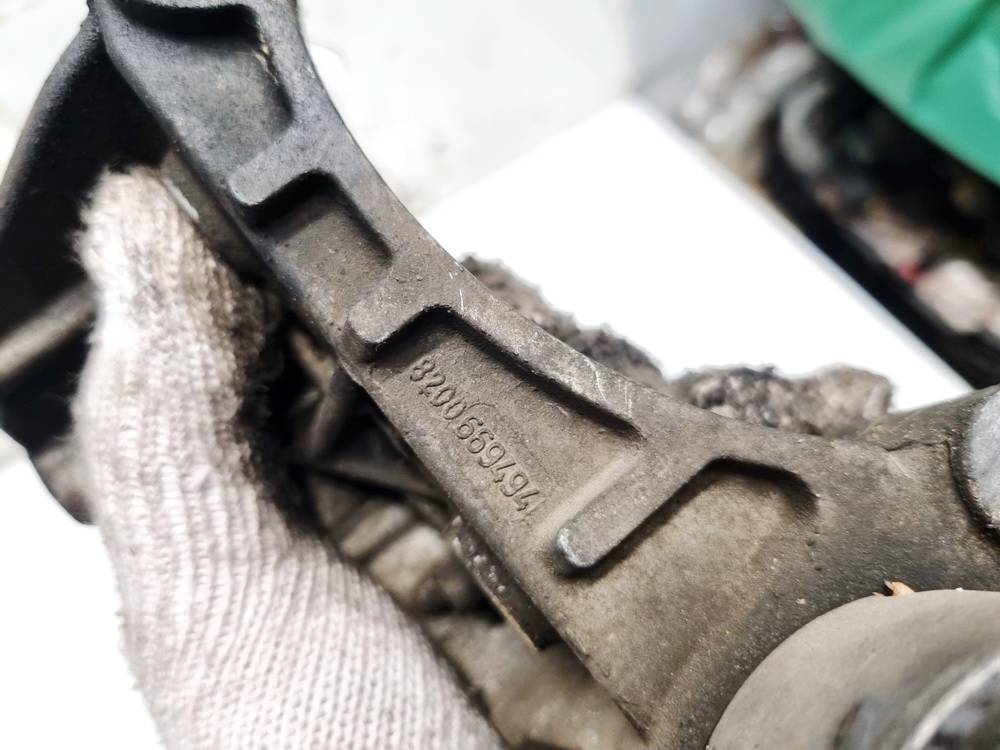 8200669494 Renault Laguna 2008 Variklio kronsteinas ir Greiciu dezes kronsteinas - Thumbnail 4