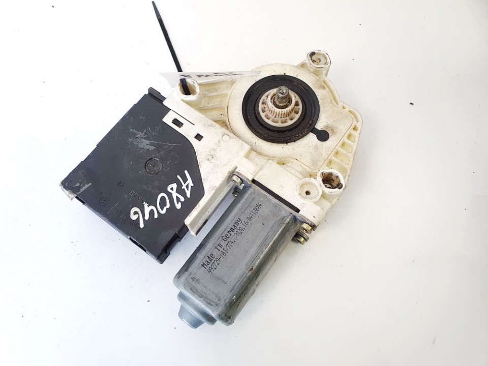 1K0959792C Volkswagen Golf 2004 Window Motor - FRONT LEFT - Thumbnail 3