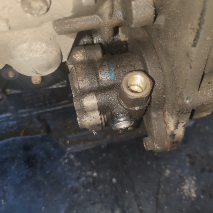 9147114 Nissan Almera 2001 Pump assembly - Power steering pump - Thumbnail 2