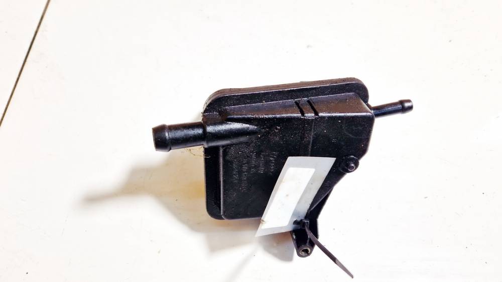 1J0422371C Volkswagen Bora 2003 Power Steering Pump Oil Reservoir Tank