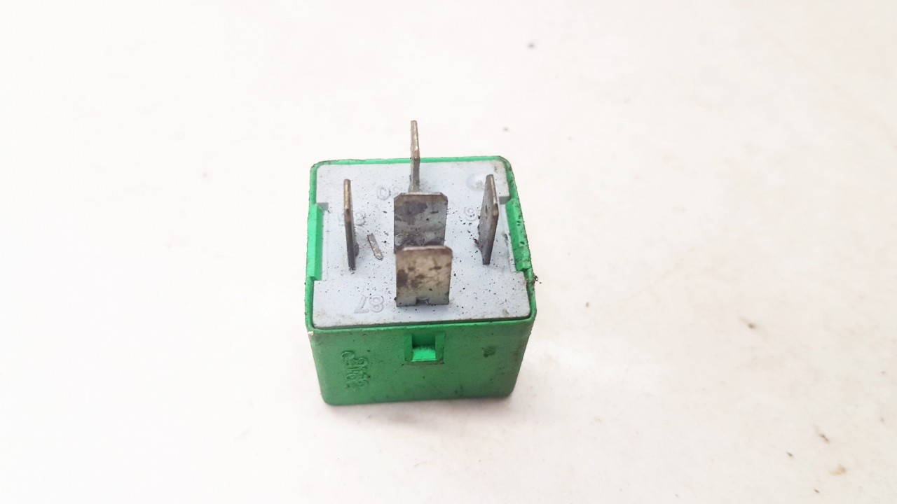 12V35A03531 USED Relay module Fiat Ulysse 2002 2.2L 4EUR EIS00937372