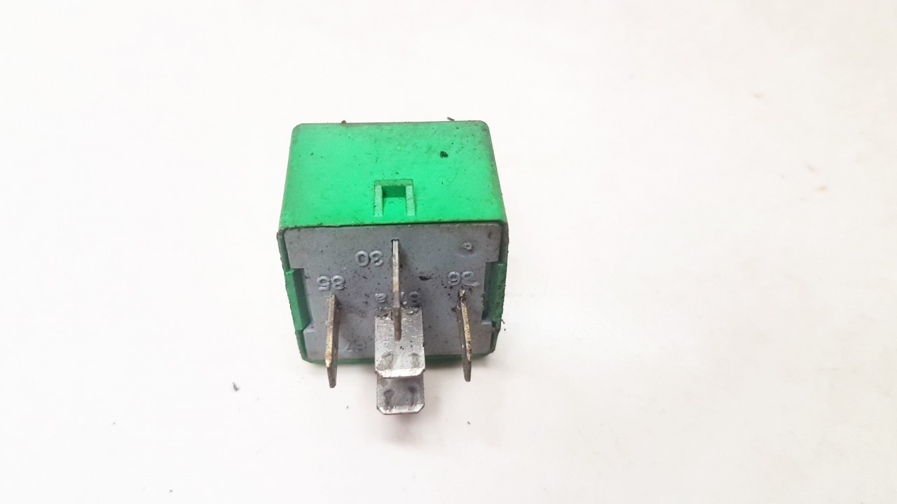 12V35A03531 USED Relay module Fiat Ulysse 2002 2.2L 4EUR EIS00937372