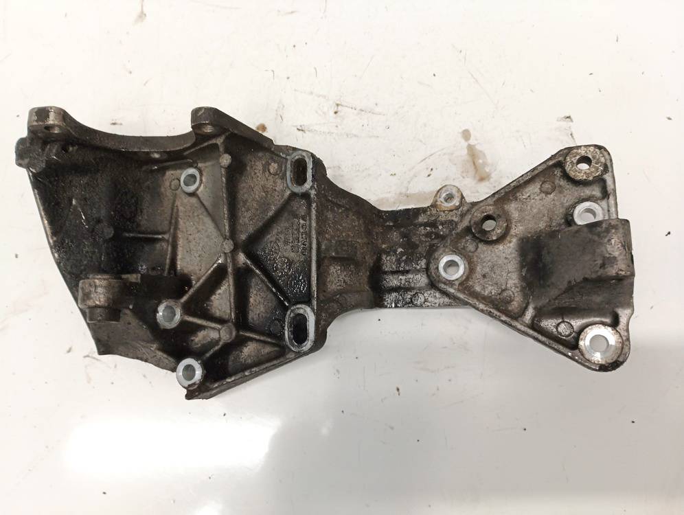 30731516 Volvo V70 2008 Кронштейн двигателя и Кронштейн коробка передач - Thumbnail 2