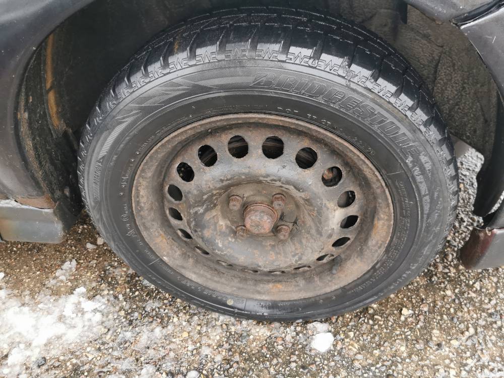 4X100 Opel Astra 1999 Komplet stalowych felg R15