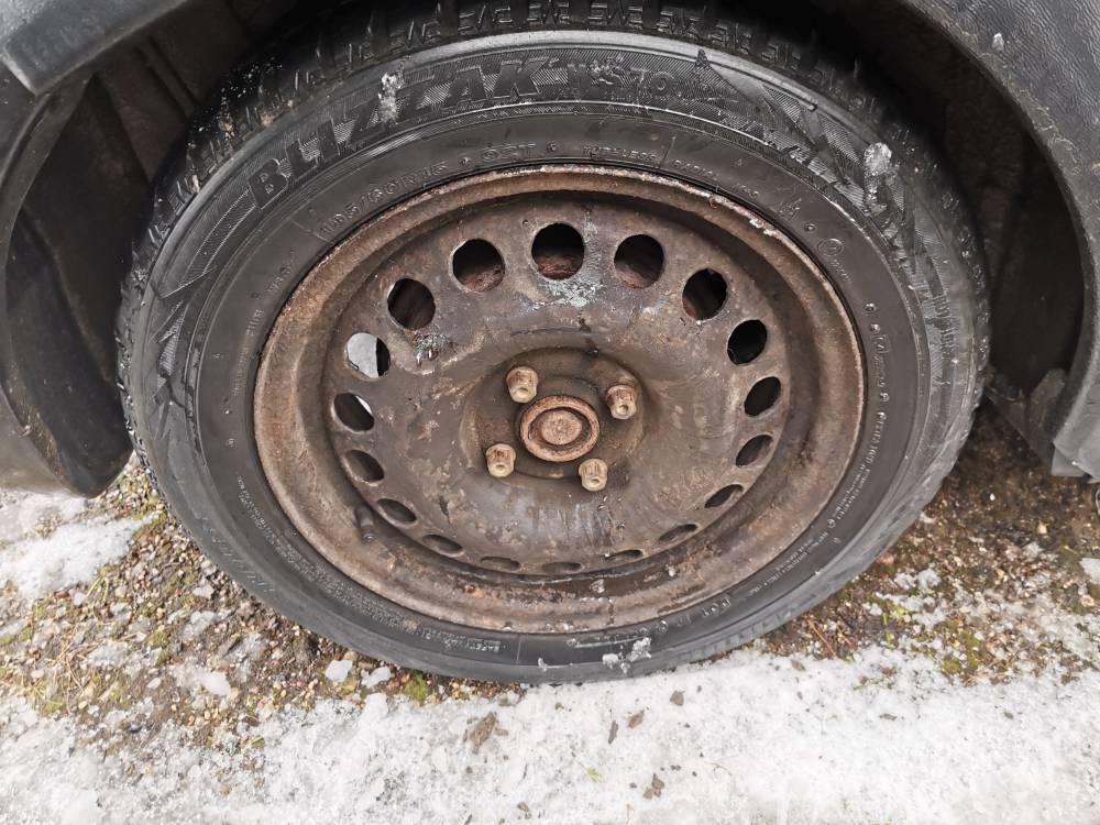 4X100 Opel Astra 1999 Komplet stalowych felg R15 - Thumbnail 2