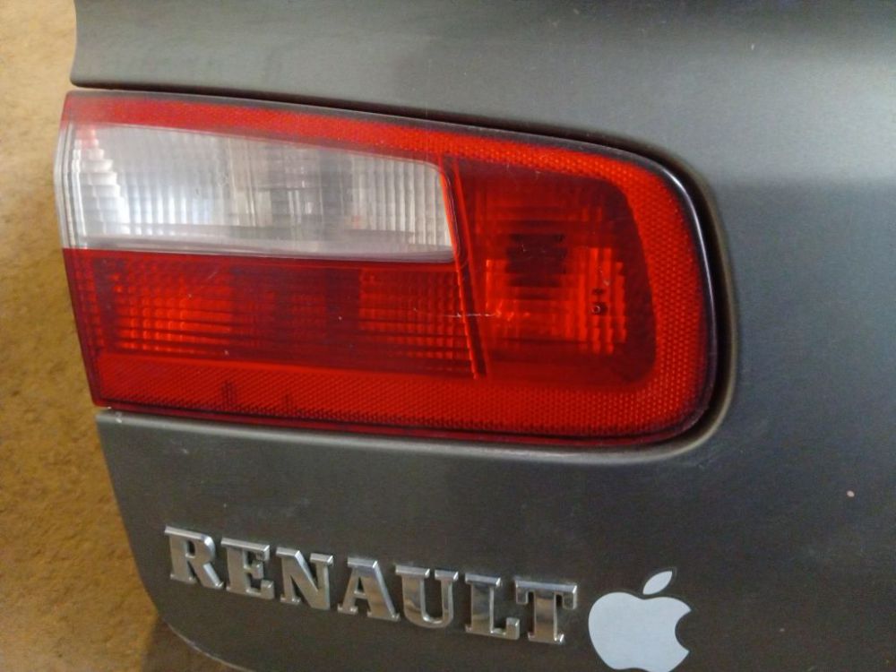 Renault Laguna 2001 Aizmugurējā vāka lukturis - AIZMUGURE PA KREISI - Thumbnail 2