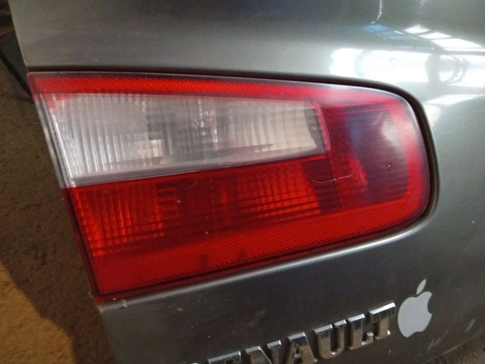Renault Laguna 2001 Aizmugurējā vāka lukturis - AIZMUGURE PA KREISI - Thumbnail 4