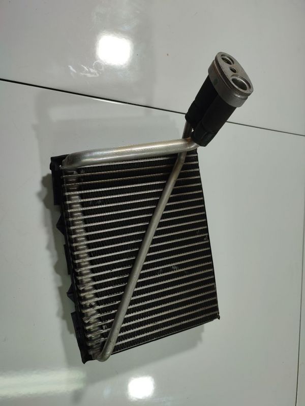 Volkswagen Passat 1997 Air Conditioning Condenser