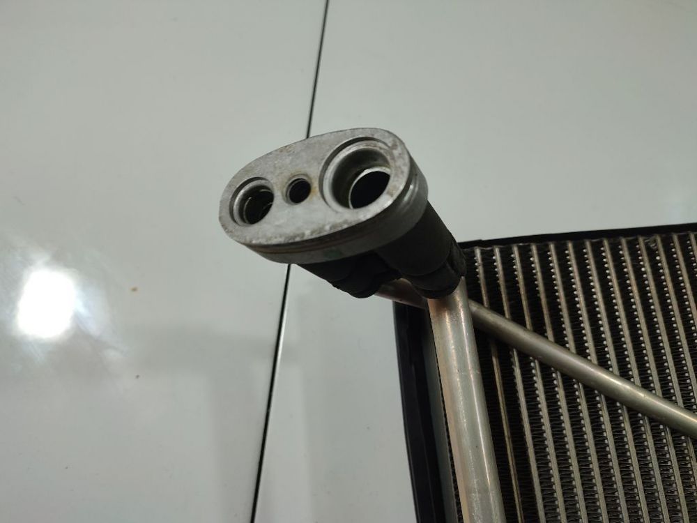 Volkswagen Passat 1997 Air Conditioning Condenser - Thumbnail 2