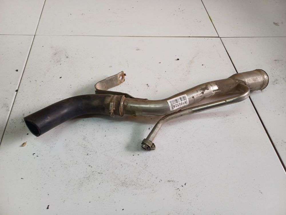 Ford Transit 2006 Króciec wlewu paliwa