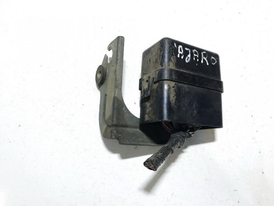 MR301971 Mitsubishi Pajero 1996 CAJA RELES -  FUSIBLES