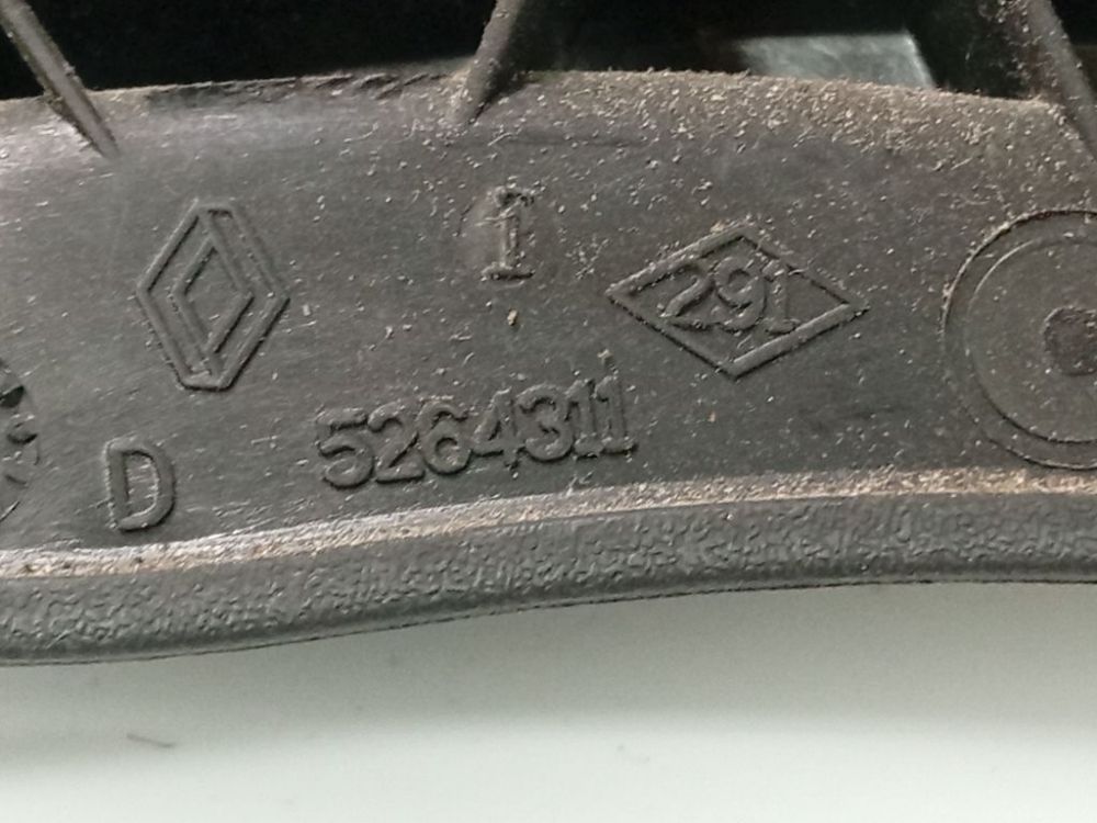 5264311 Renault Laguna 2012 Salona apdare (plastmasas) - Thumbnail 4