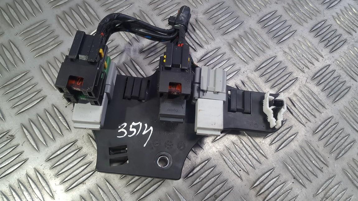 13222872 Opel Astra 2007 Skrzynka bezpieczników