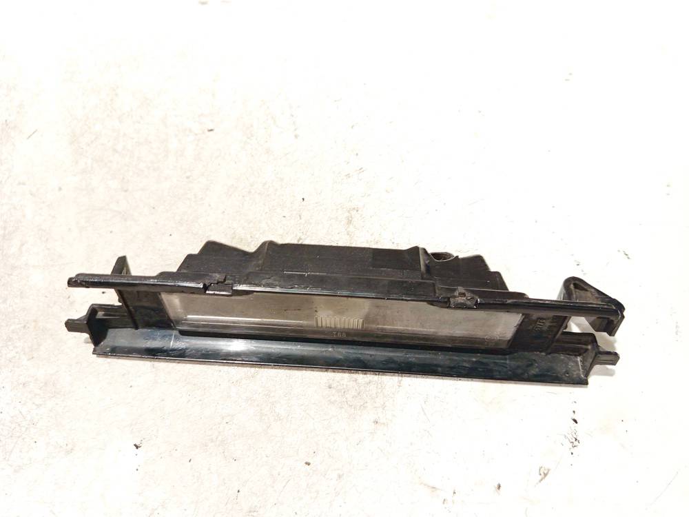 12V5WW5W Toyota Avensis 2011 Emergency Third Brake Light (Third Brake Light)