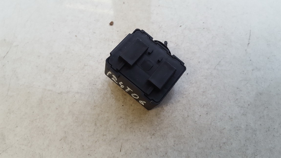 8665248010 Lexus IS - CLASS 2006 Citi datori - Thumbnail 2