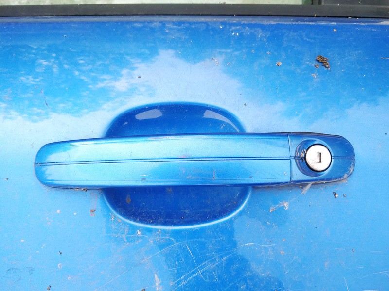 Ford Focus 2006 Door Handle Exterior - FRONT LEFT - Thumbnail 2
