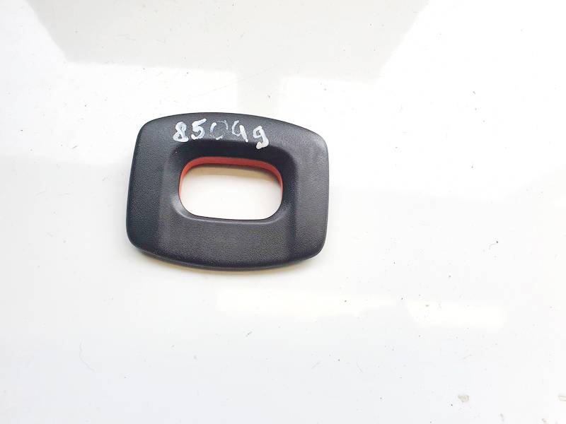 332253005 Ford Focus 2005 Wykończenie wnętrza (plastikowe elementy)