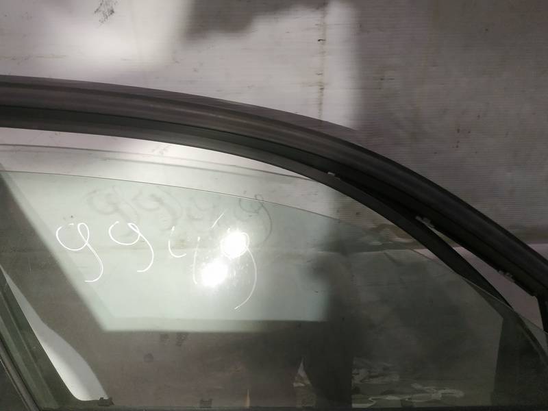 AS2 BMW 1-Series 2004 Door-Drop Glass - FRONT RIGHT