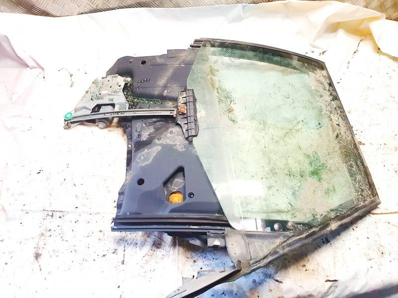 Audi A6 1995 Ościeżnica drzwi - TYLNE LEWE