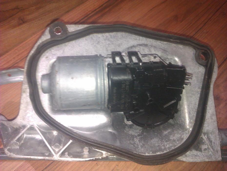 0390241538 Opel Astra 2008 windscreen front wiper motor - FRONT