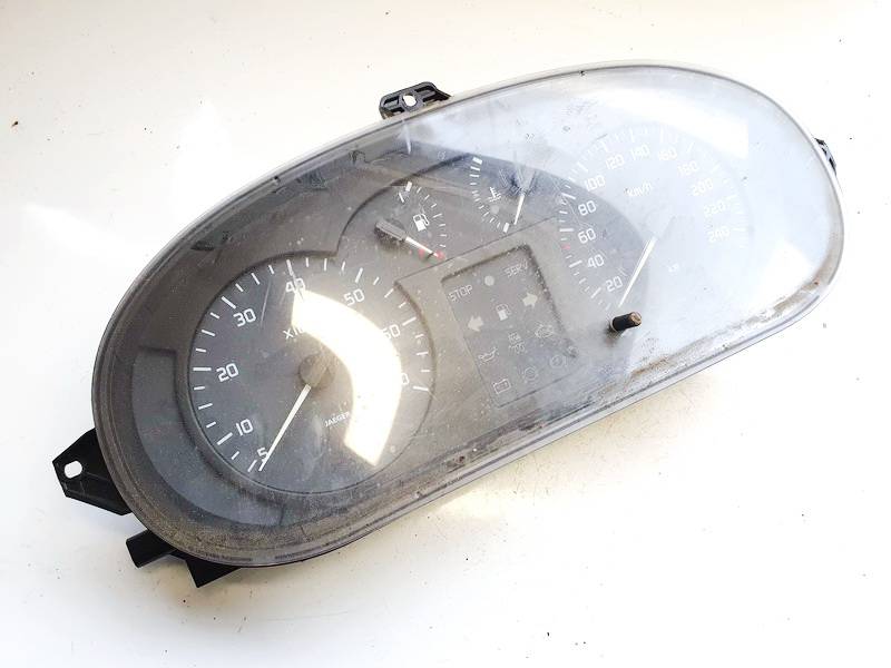 7700427900C Renault Megane 2000 Speedometers - Cockpit - Speedo Clocks Instrument