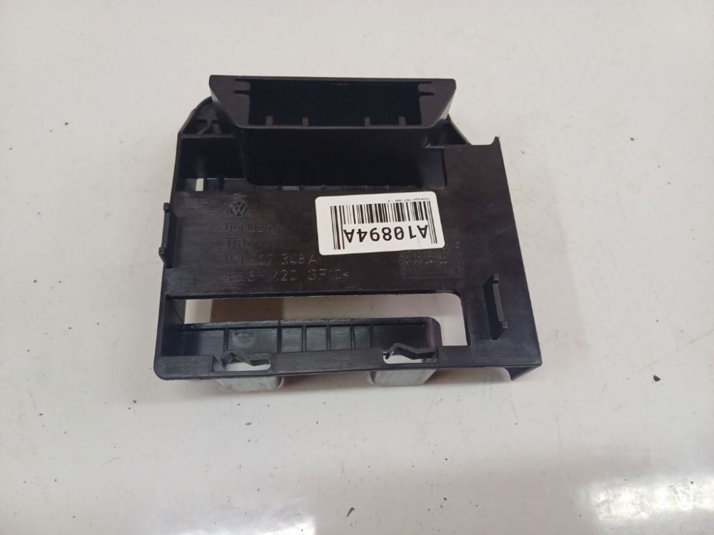 1K1907348A Volkswagen Golf 2008 Interior trim