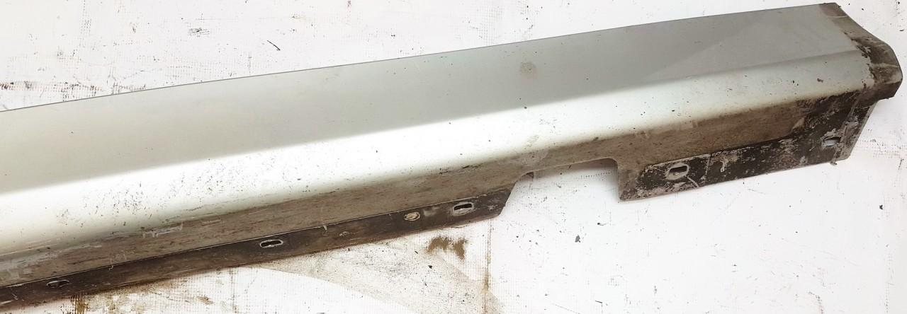 51777062298 BMW 3-Series 2006 Right Sill Moulding - Thumbnail 2