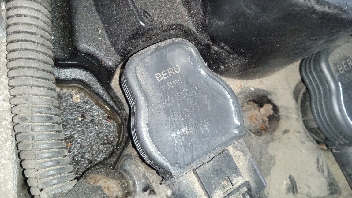 0040102033 ZSE033 Ignition Coil Volkswagen Jetta 2006 2.5L