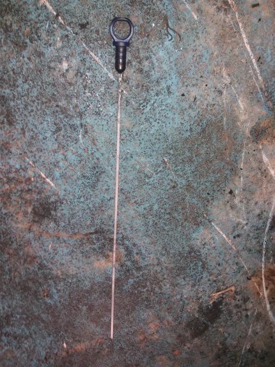 Auto Engine Oil Dipstick 117461 for Citroen Xsara C4 C5 Picasso Berlingo 2.0hdi Auto Engine Oil Dipstick 117461 for Citroen Xsara C4 C5 Picasso Berlingo 2.0hdi