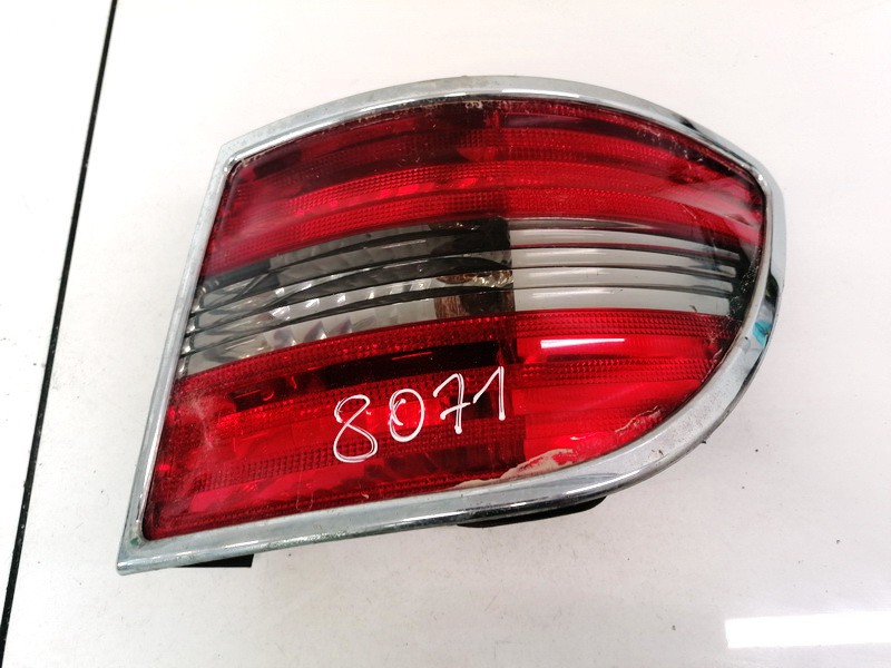 A1698202464 Mercedes-Benz B-CLASS 2005 Tail Light lamp Outside - REAR RIGHT
