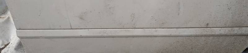 Skoda Octavia 2012 Listón embellecedor de la puerta delantera (moldura) - DELANTERO DERECHO