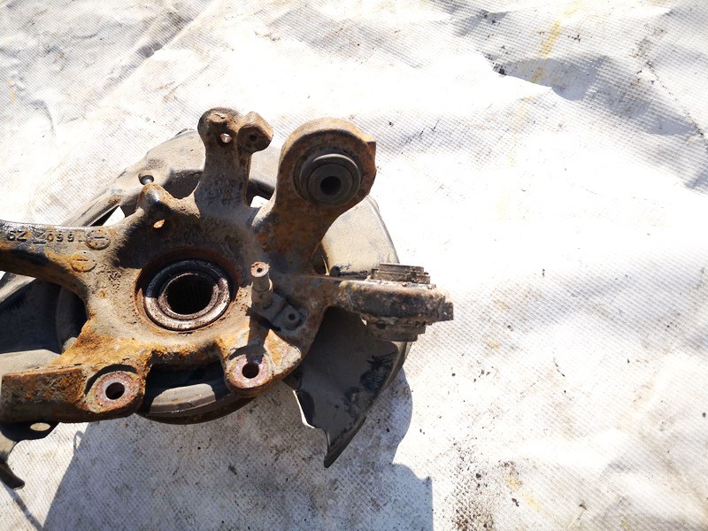 BMW 1-Series 2007 fusée arriere droit - Thumbnail 2