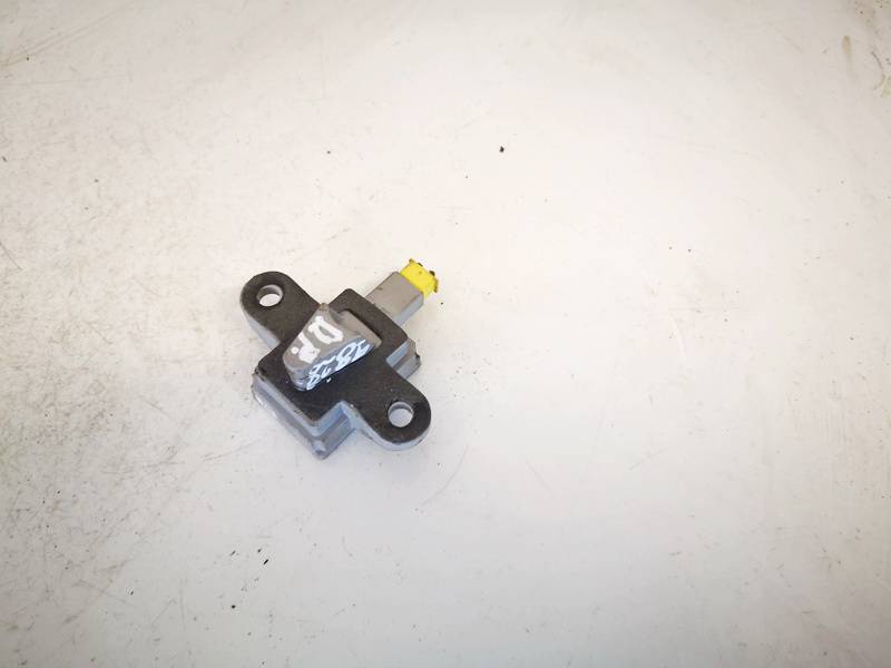 A2048210651 Mercedes-Benz C-CLASS 2008 Srs Airbag crash sensor - Thumbnail 3