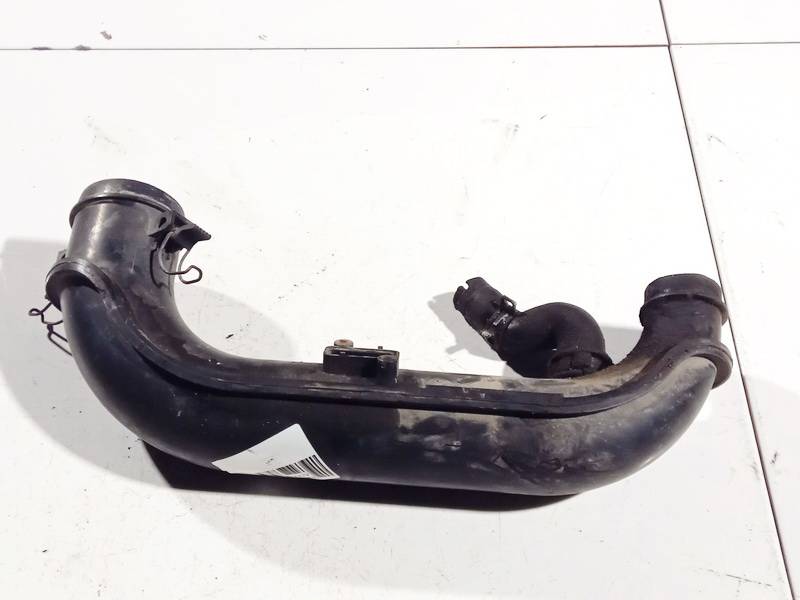 689764903 Ford Transit 2010 Välijäähdyttimen letku