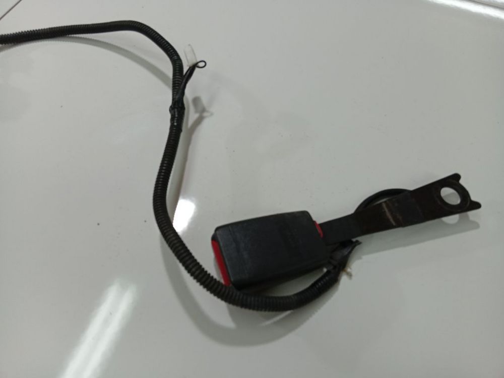 Toyota Avensis 2005 Turvavyön solki - EDESSÄ OIKEALLA - Thumbnail 2