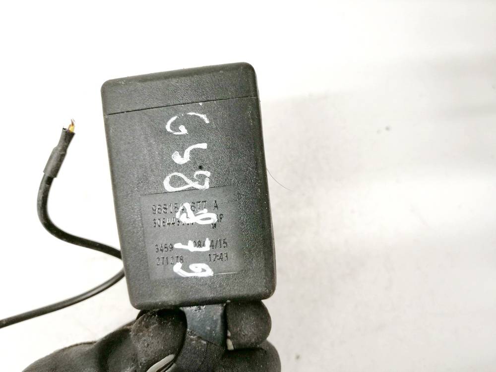 9681543677A Audi Q7 2006 Boucle Boucle de Ceinture arriere centrale - Thumbnail 3